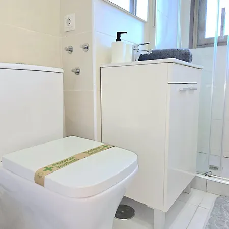 Nogalera Rainbow 2-bedroom Apartment, Pool And Parking By Namaste Elite 아파트 토레몰리노스