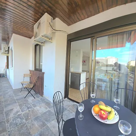 Nogalera Rainbow 2-bedroom Apartment, Pool And Parking By Namaste Elite