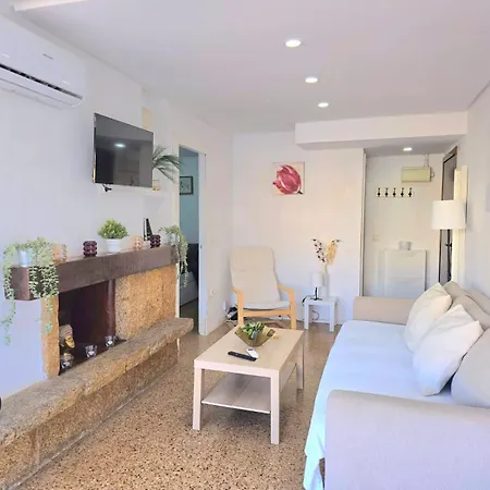 דירה Nogalera Rainbow 2-bedroom Apartment, Pool And Parking By Namaste Elite