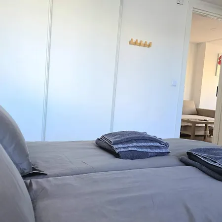 דירה Nogalera Rainbow 2-bedroom Apartment, Pool And Parking By Namaste Elite טורמולינוס